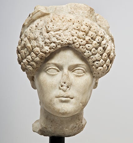 JuliaFlavia.jpg