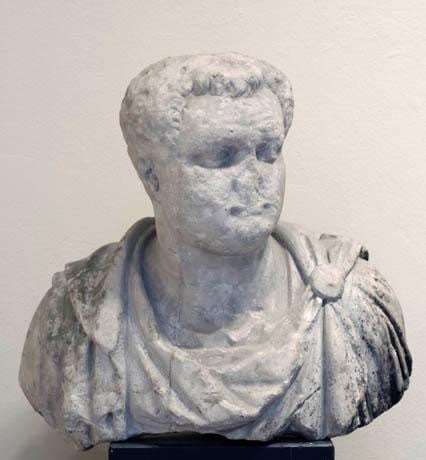 Titus.jpg